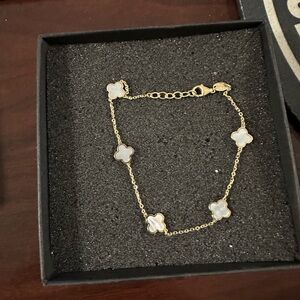 Solid 14k Gold White Clover Bracelet